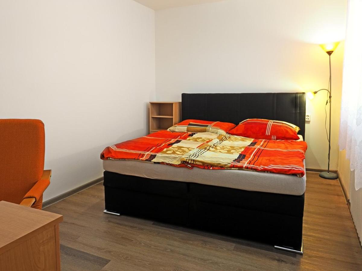 Appartement Penzion Kendy à Mistrin Extérieur photo